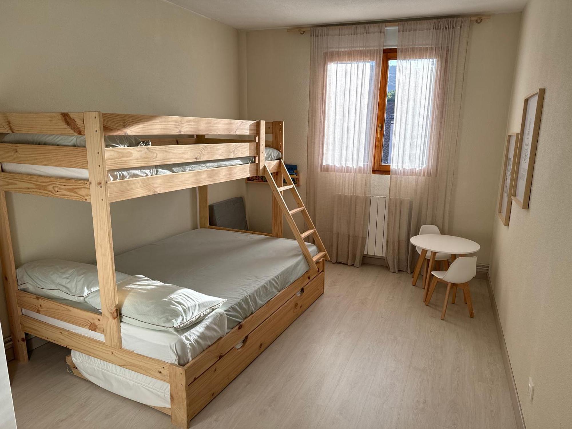 Apartamento Recien Reformado En Ezcaray Exterior foto